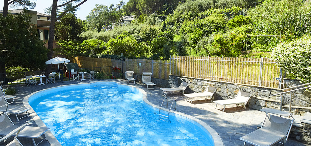 Hotel Villa Adriana - Schwimmbad - Monterosso al Mare - Cinque Terre - Ligurien - Italien